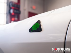  Alfa Romeo Giulia Quadrifoglio (QV) Fender Badge Cover Set - Carbon Fiber - Green Clover